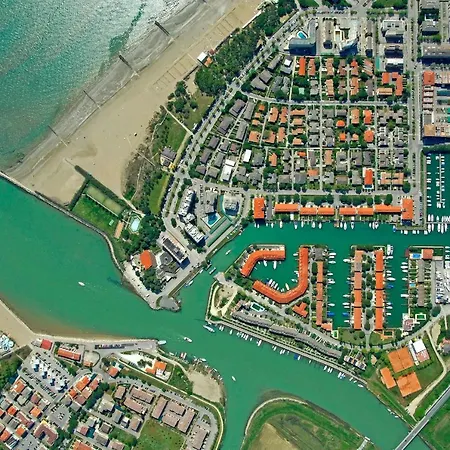Precious With Private Garden And Barbecue Villa Porto Santa Margherita di Caorle