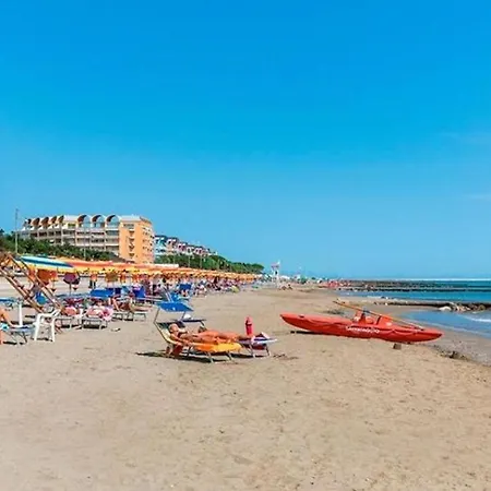 Precious With Private Garden And Barbecue Villa Porto Santa Margherita di Caorle